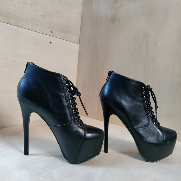 Steve Madden High Heel Lace Up Boots - Picture 5 of 7